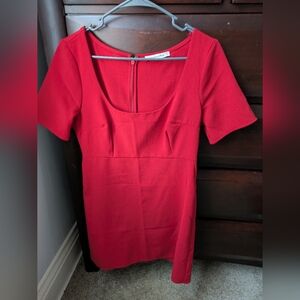 Short Sleeve Scoop Neck Mini Dress- Red